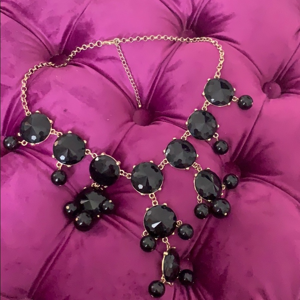 Costume jewelry necklace